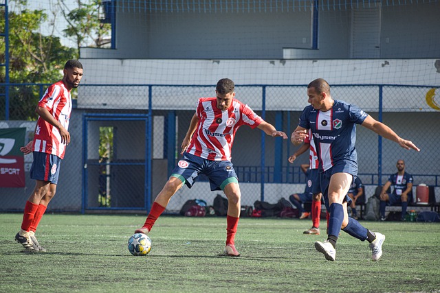 他的潜在交 他的潜在交